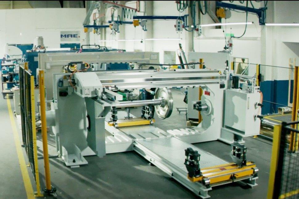 MAE 車軸圧入装置・矯正機